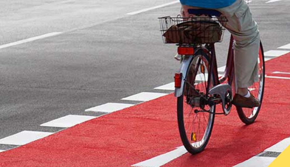 Новые дорожные знаки и разметка: Кабмин серьезно изменил Правила дорожного движения